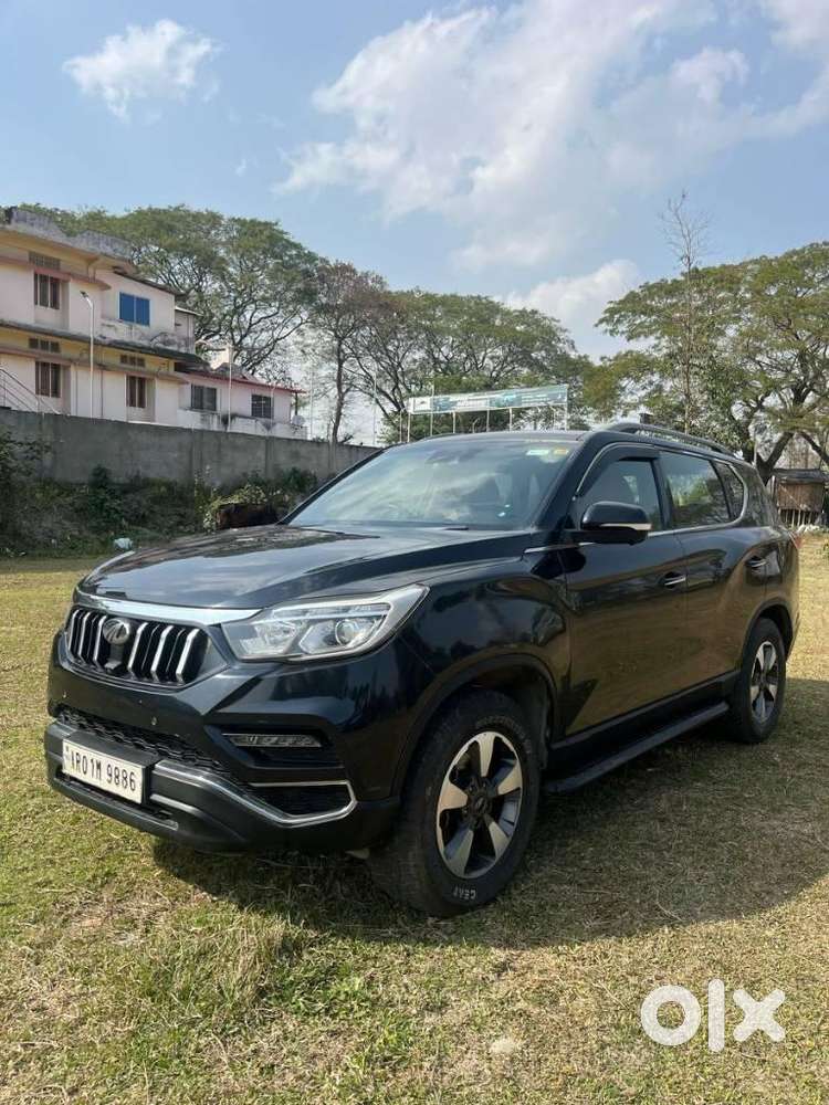 Mahindra Alturas G4