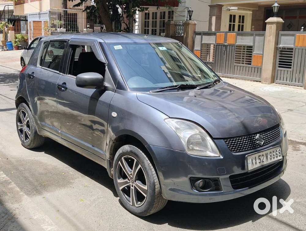 Maruti Suzuki Swift Vxi + Manual, 2010, Petrol
