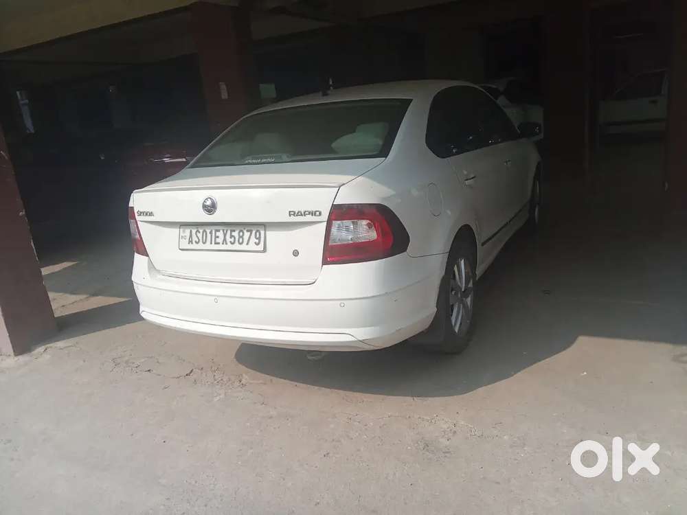 Skoda Rapid 2021 Petrol 25600 Km Driven