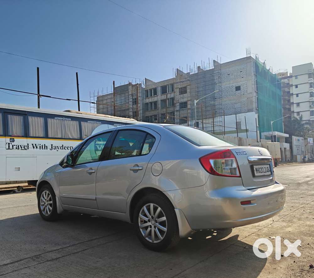 Maruti Suzuki Sx4 Zxi Mt Bsiv, 2012, Petrol