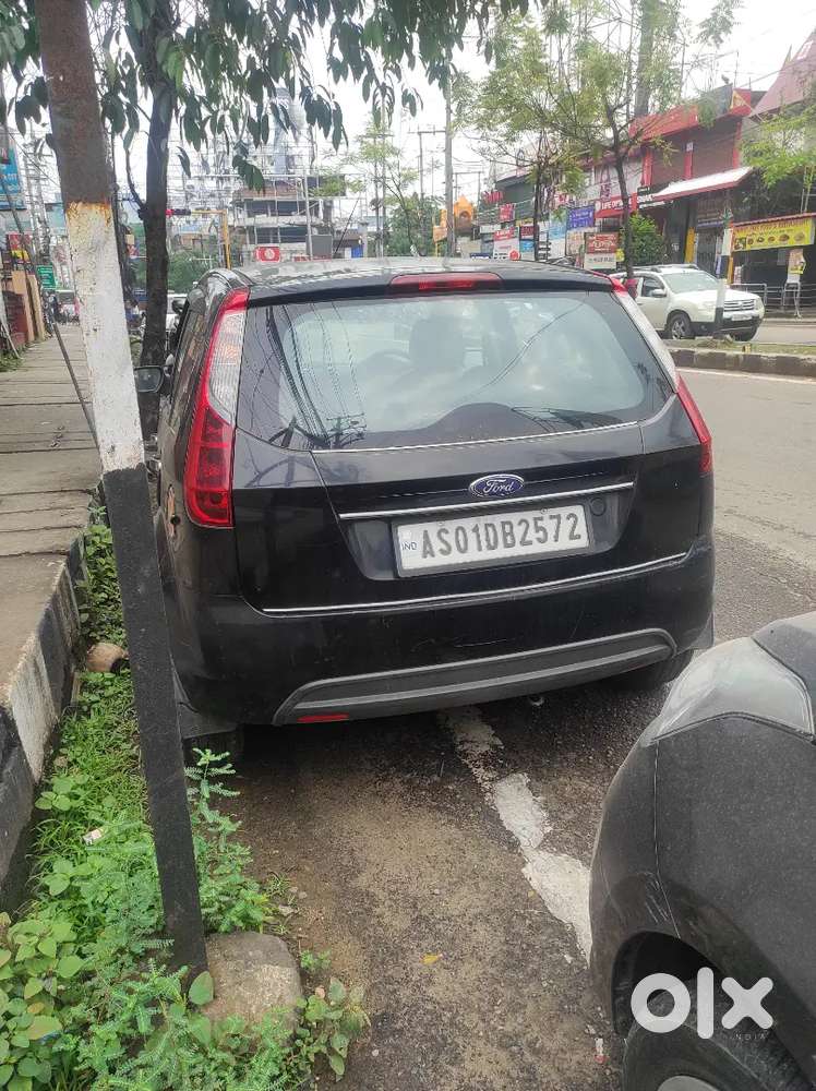 Ford Figo Petrol 100000 Km Driven