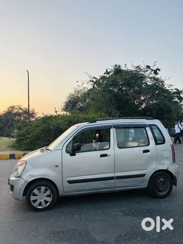 Well Maintained Car , Lpg Fitted + Petrol ,like New Tyres