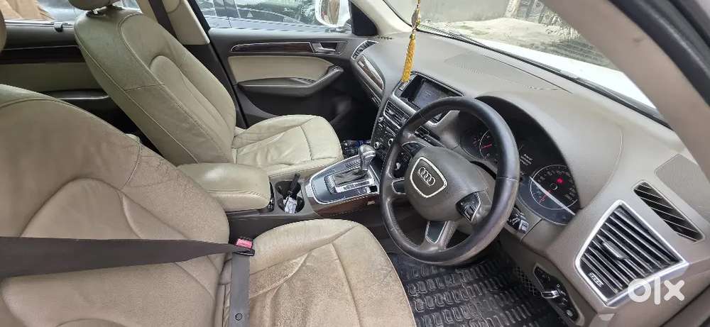 Single-handed Audi Q5 Quattro (2016) Diesel - Like New Condition