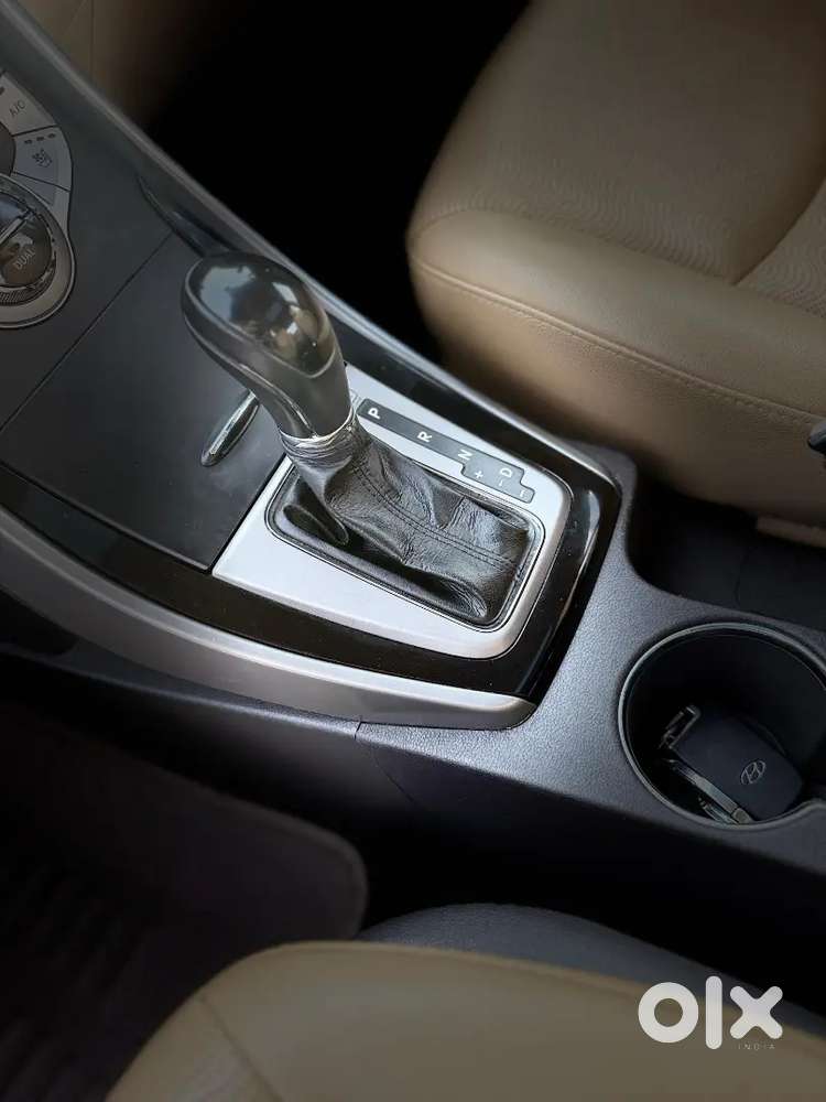 Hyundai New Elantra 2014 Petrol Well Maintained
