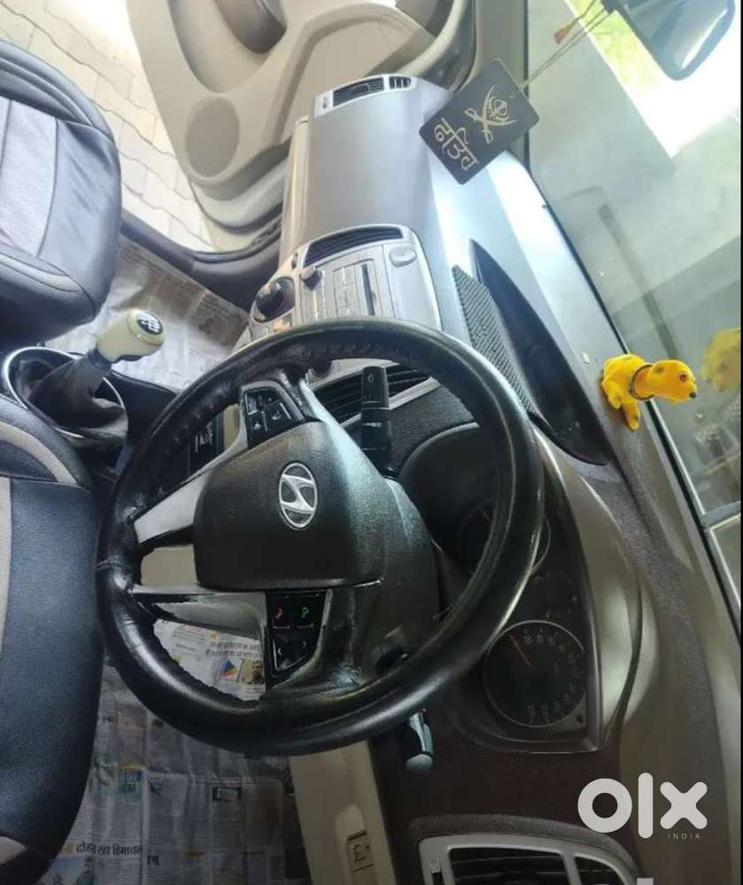 Hyundai I20 Sportz 2012