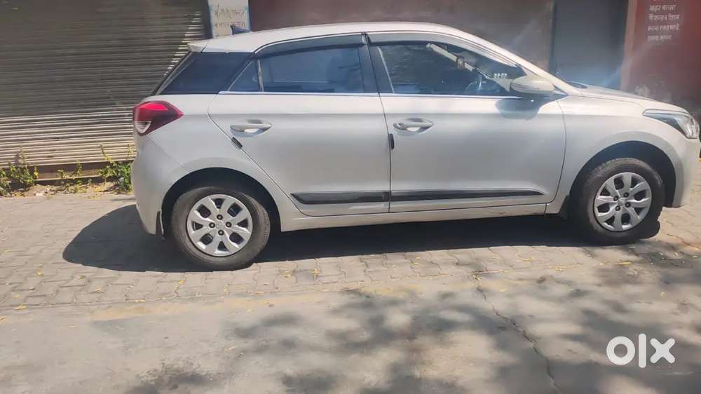 Hyundai I20 2016 2nd Party Well Maintained Condition