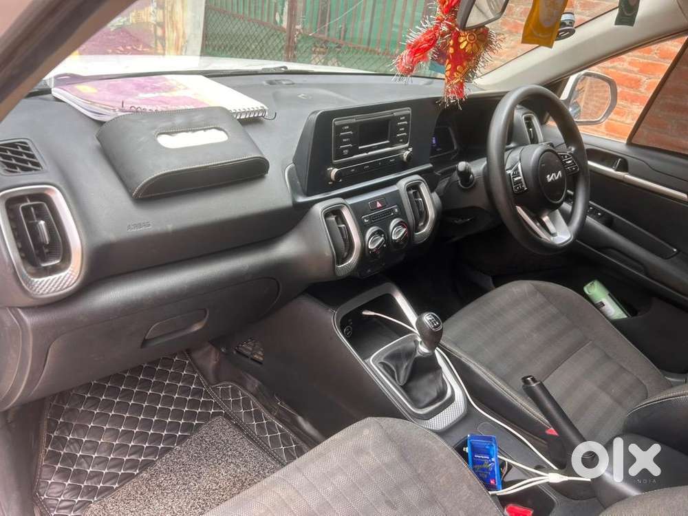 Kia Sonet 2023 Petrol Well Maintained