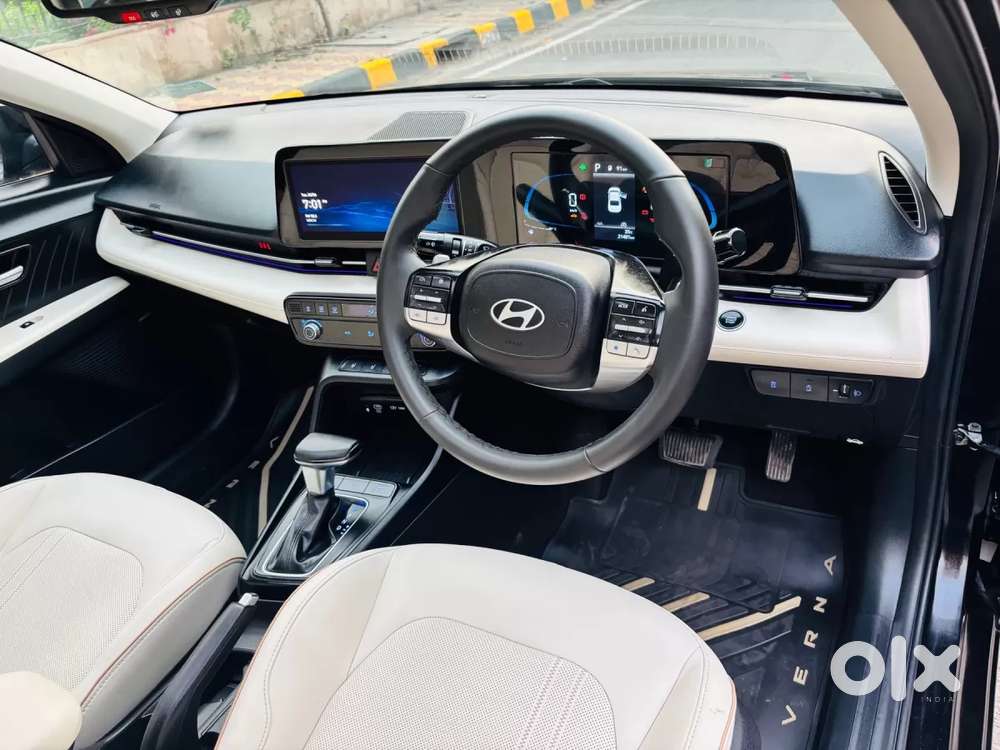 Hyundai Verna 1.5 Sx (o) Vtvt, 2023, Petrol