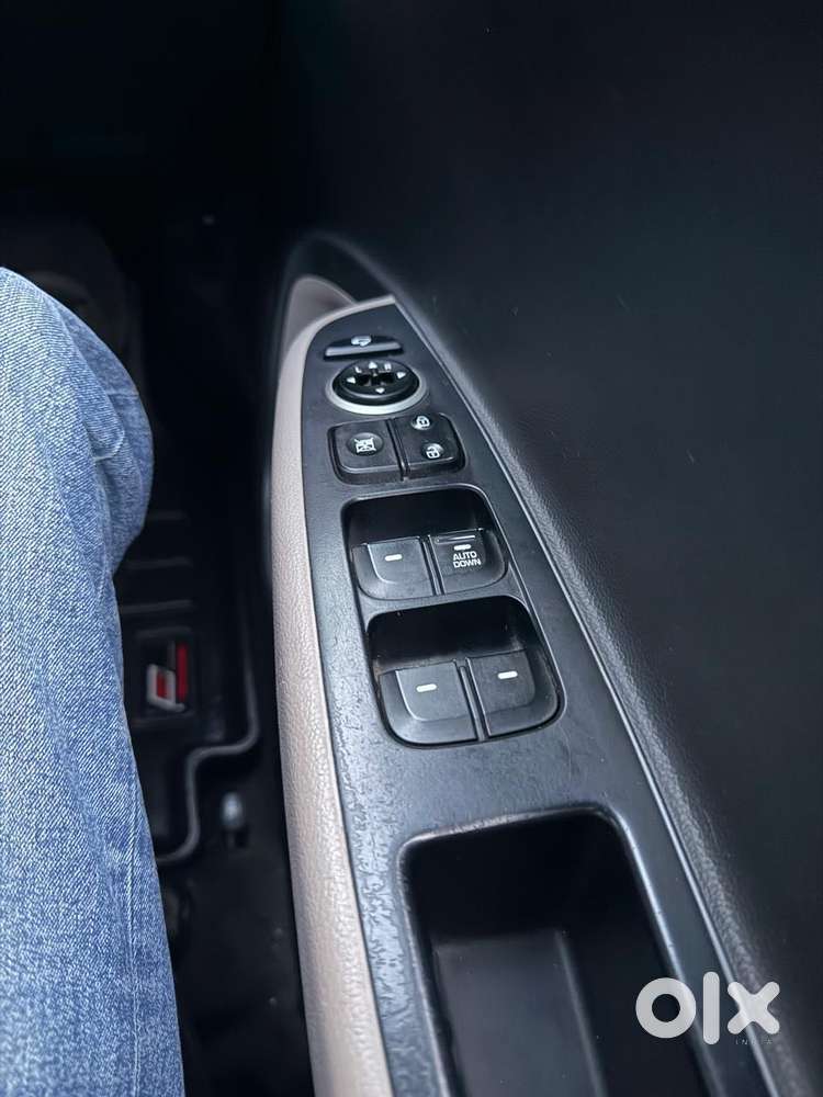 Hyundai Grand I10 1.2 Kappa Sportz (o), 2019, Cng & Hybrids