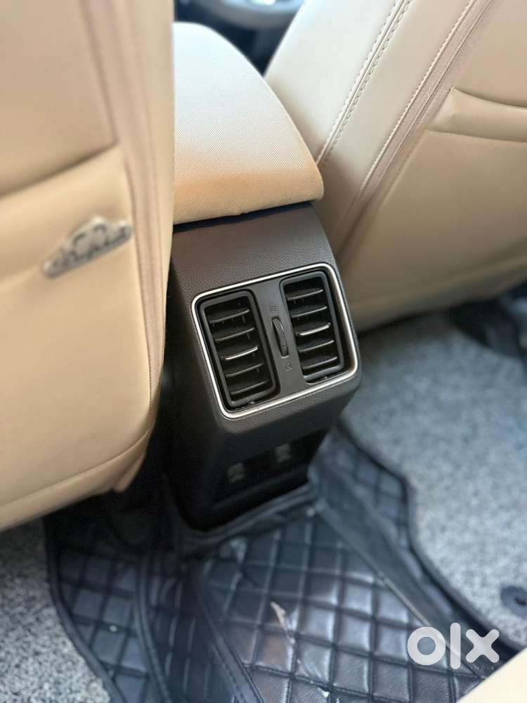 Honda City 1.5 V 5th Gen I-vtec Mt, 2021, Petrol