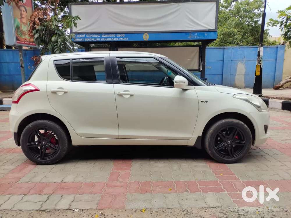 Maruti Suzuki Swift VXI, 2013, Petrol
