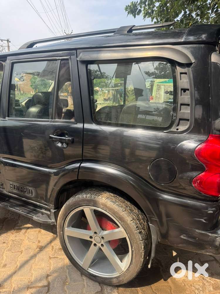 Mahindra Scorpio 2020 Diesel Manual 94000 Km
