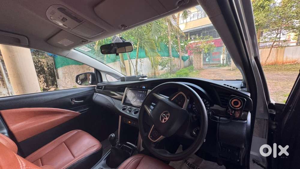 Toyota Innova Crysta 2016 Diesel Manual