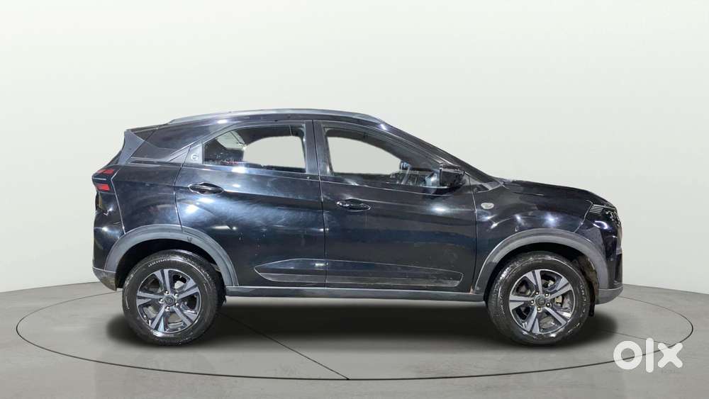 Tata Nexon Fearless Plus S Purple 1.2 Revotron Petrol 7dca Dt, 2024,..