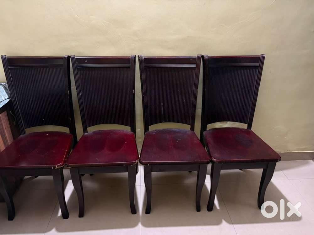 4 Dining Chairs