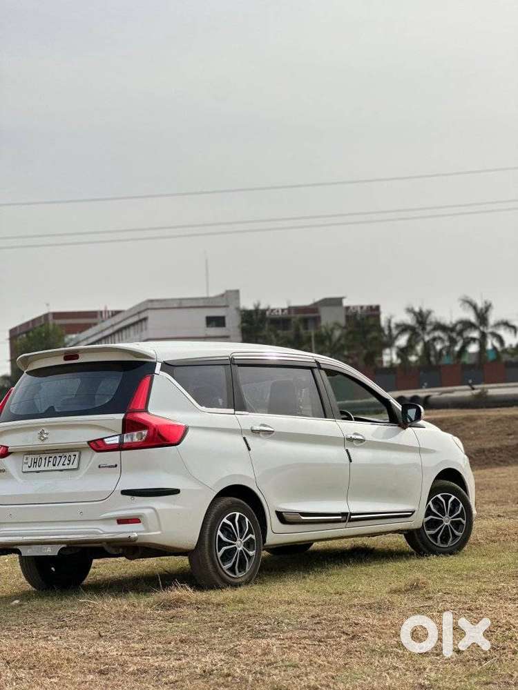 Maruti Suzuki Ertiga Vxi At Petrol, 2024, Petrol