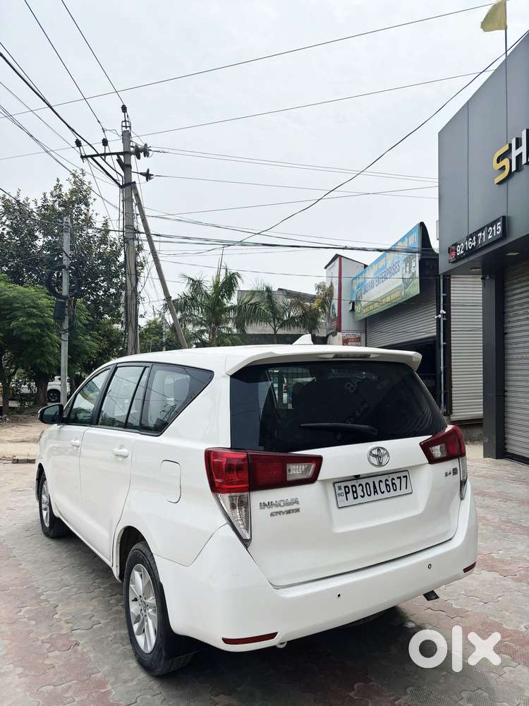 Toyota Innova Crysta 2.4 G Plus Mt, 2018, Diesel