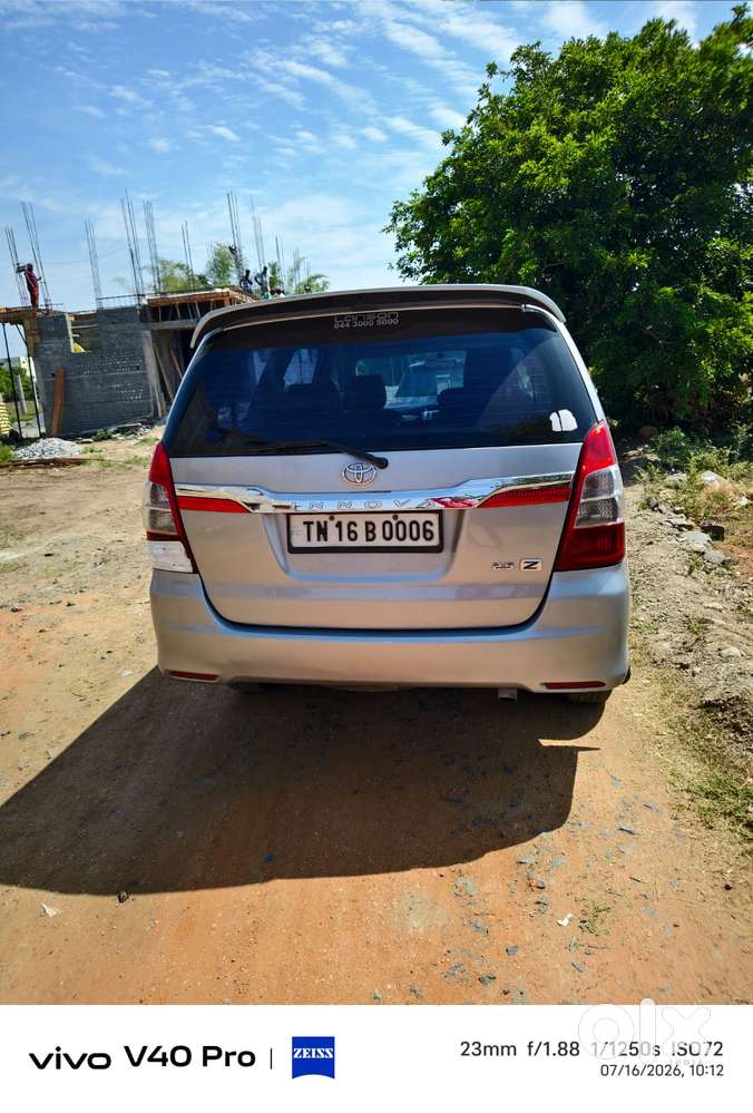 Toyota Innova 2.5 Z Diesel 7 Seater Bs Iv, 2015, Diesel