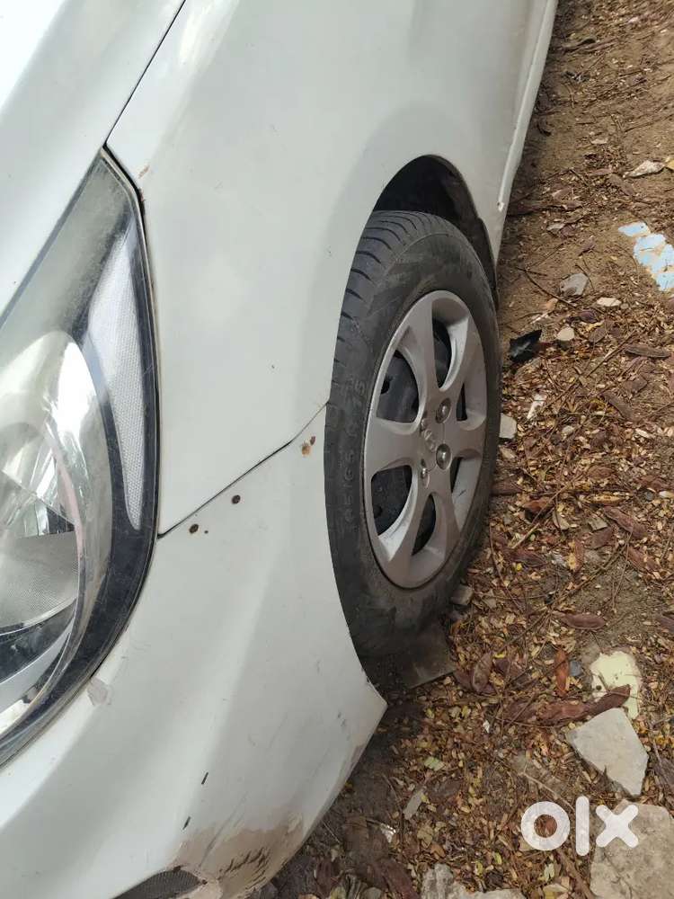 Hyundai Fluidic Verna 2013