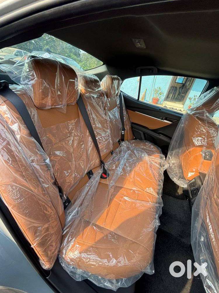 Toyota Camry 2.5l Automatic, 2026, Petrol