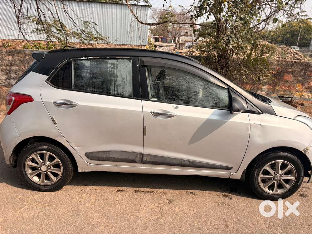 Hyundai Grand I10 2014 Diesel 120000 Km Driven