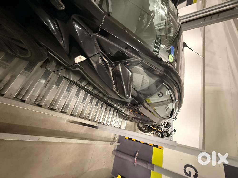 Tata Altroz Dark Edition- Well Maintained