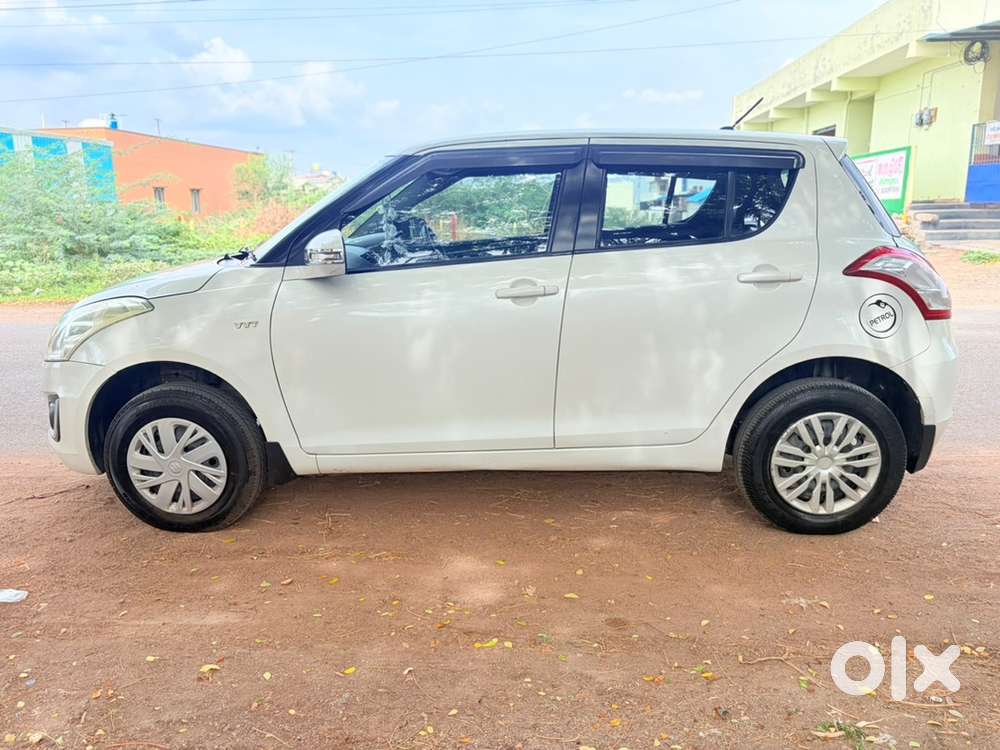 Maruti Suzuki Swift Petrol 2017