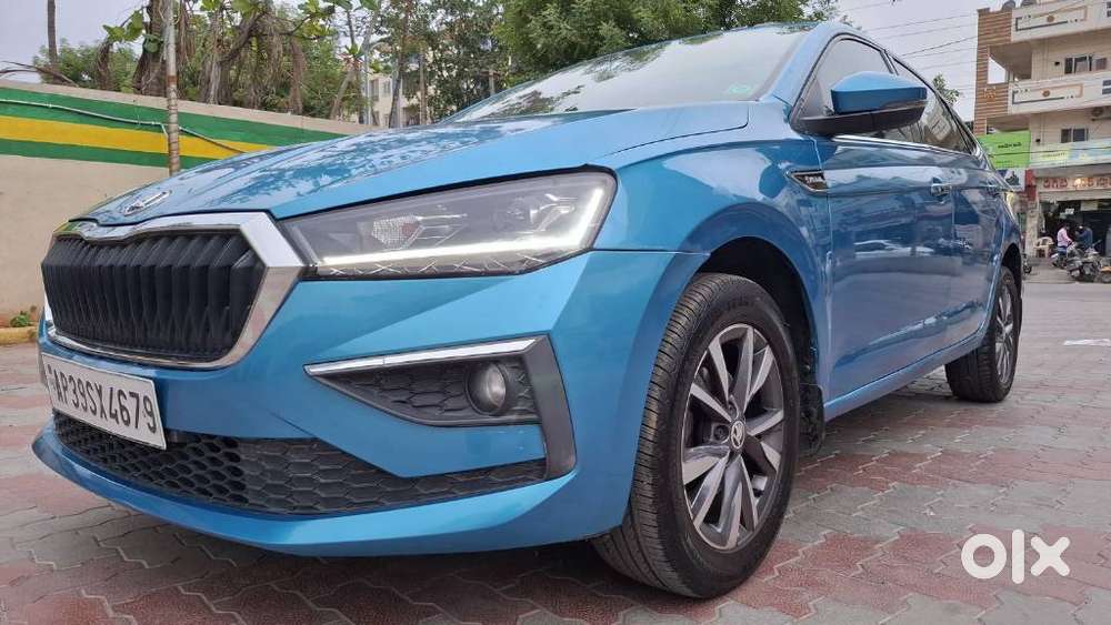 Skoda Slavia 1.0 Tsi Style At, 2023, Petrol
