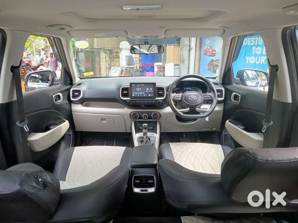 Hyundai Venue 1.0 S (o) Turbo Dct, 2024, Petrol