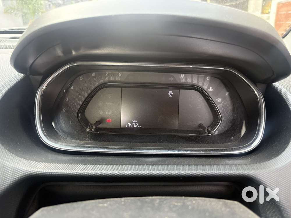 Tata Tiago 1.2 Revotron Xt (o), 2023, Petrol