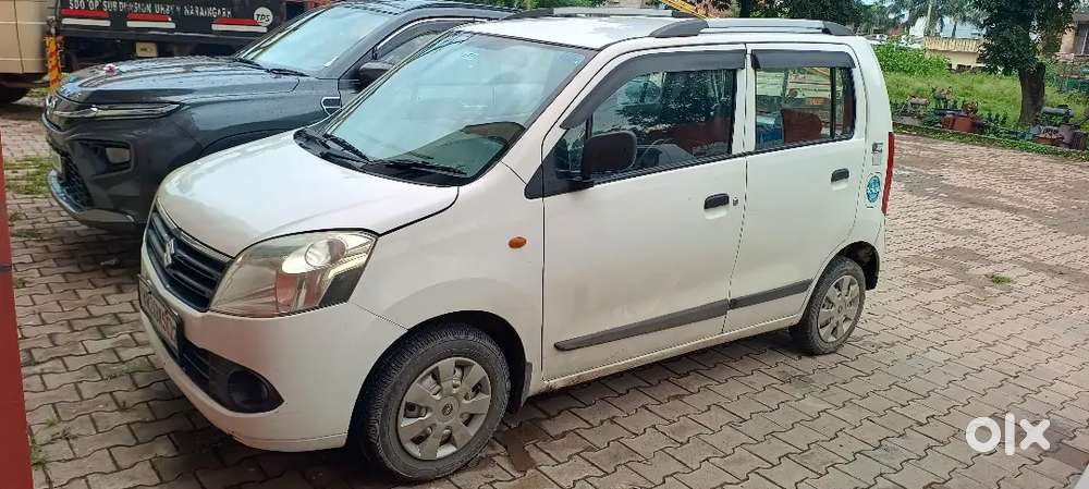Maruti Suzuki Wagon R Lxi 2011 Petrol & Company Fitted Cng