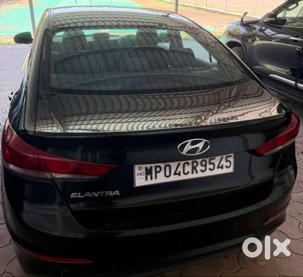 Hyundai Elantra 2017 Petrol Well Maintained