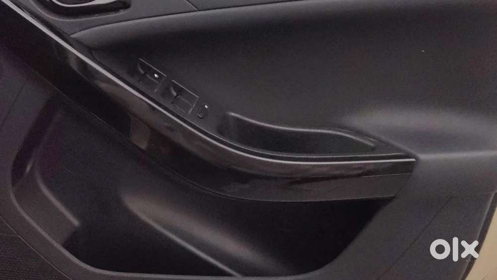 Tata Nexon 1.5 Revotorq Xza Plus Kaziranga, 2022, Petrol