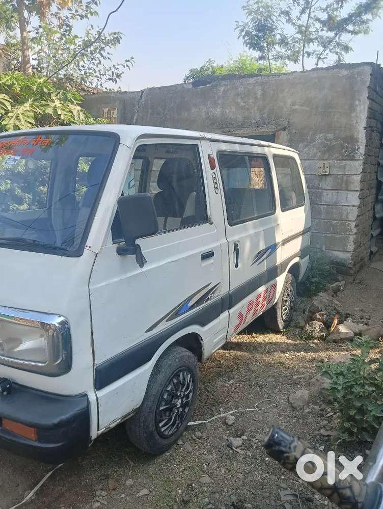 Maruti Suzuki Omni 2011