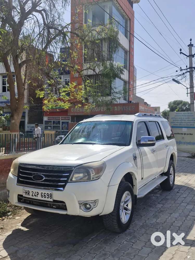 Ford Endeavor 2.5 Brand New Condition