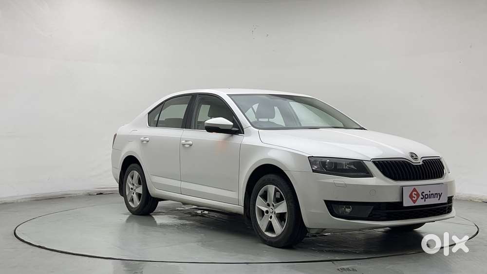 Skoda Octavia Ambition Plus 1.8 Tsi At, 2017, Petrol