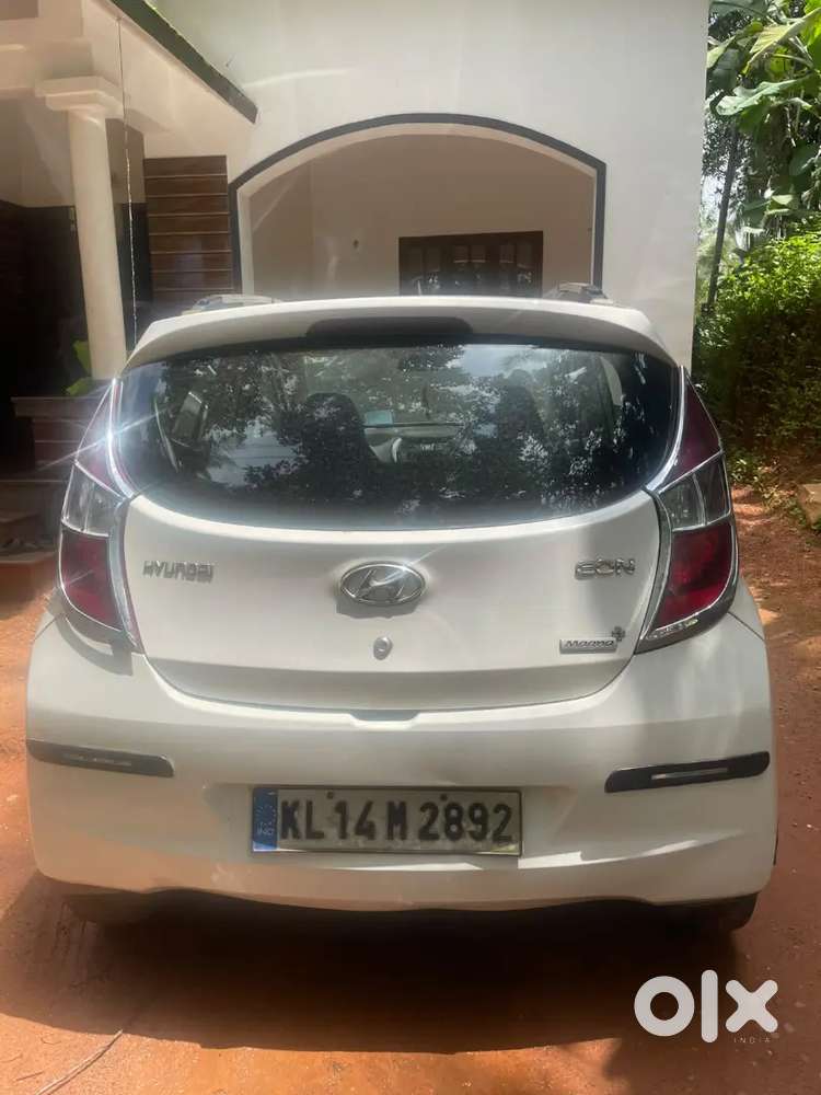 Hyundai Eon Magna + 2012