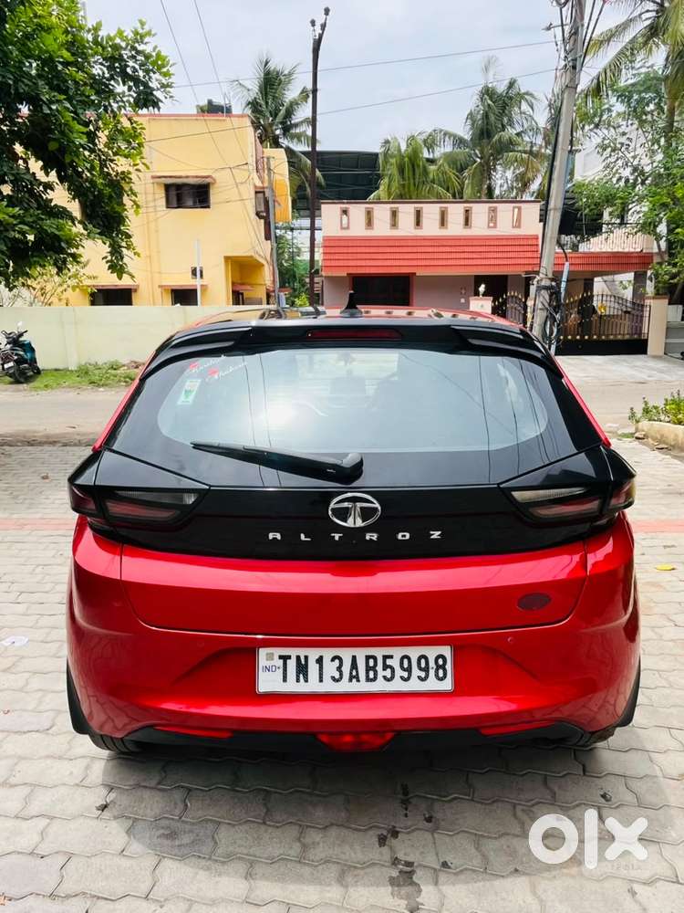 Tata Altroz, 2023, Petrol