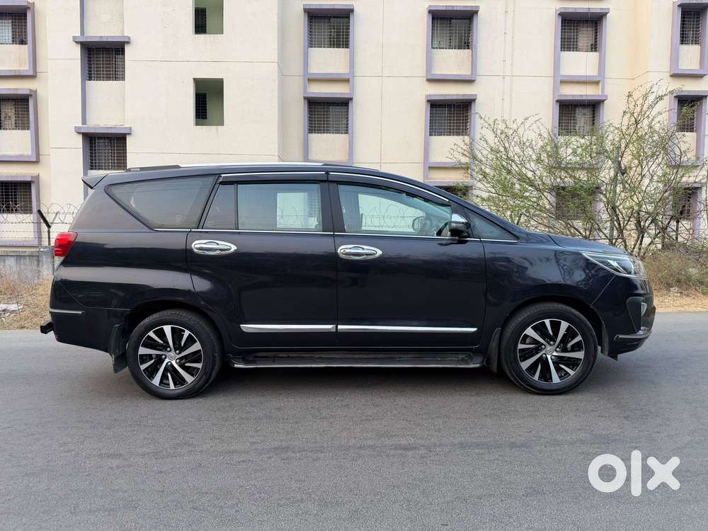 Toyota Innova Crysta 2.4 Z 7 Str, 2022, Diesel