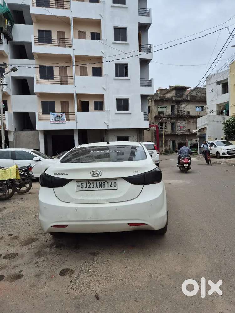 Hyundai Elantra 2013