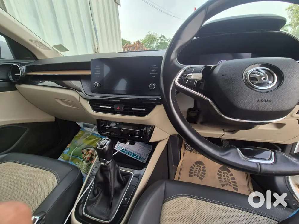 Skoda Slavia 2022 Petrol Well Maintained