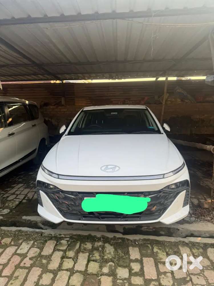 Hyundai Verna 2024 Petrol 21700 Km Driven