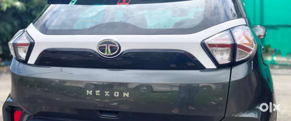 Tata Nexon 1.2 Revotron Xm Plus (s), 2023, Petrol