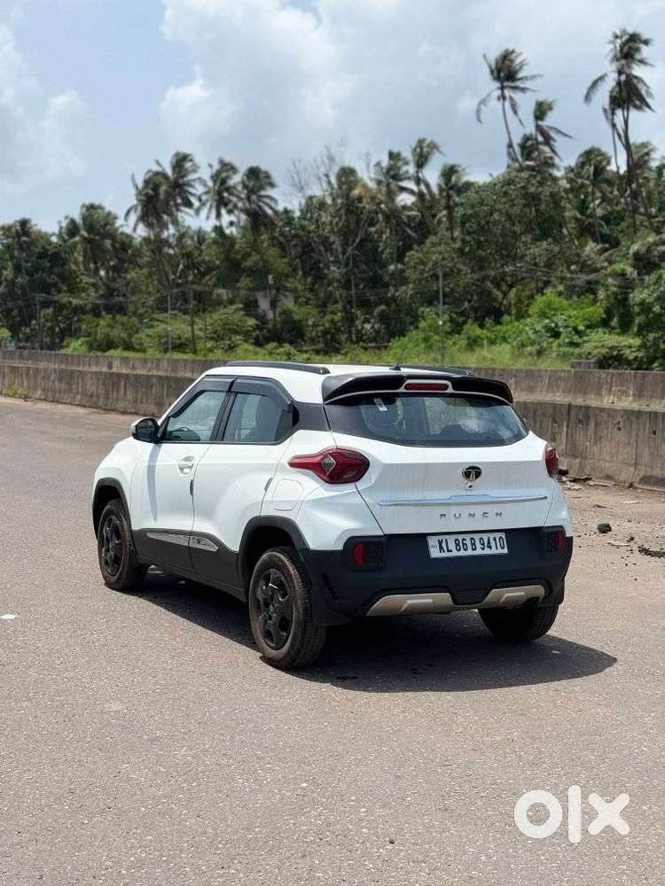 Tata Punch Accomplished, 2024, Petrol