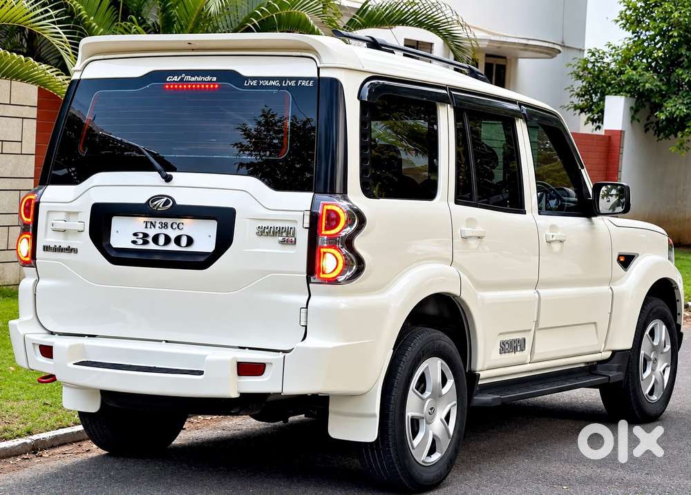 Mahindra Scorpio S6 Plus, 2015, Diesel