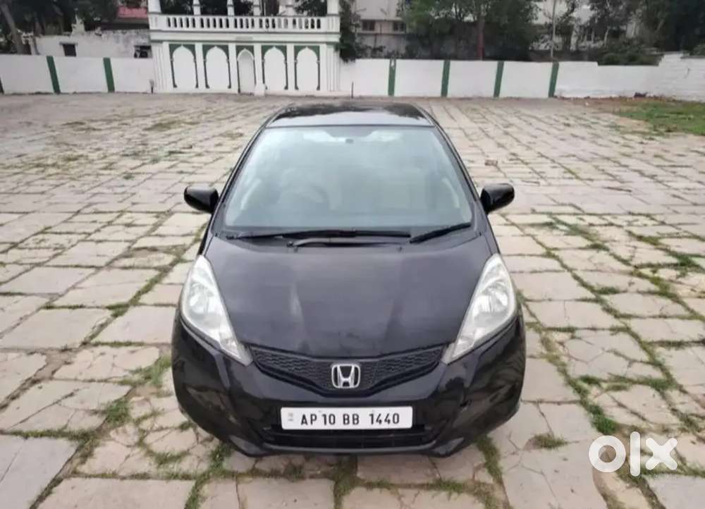 Hunda Jaaz Full Good Condition Km 68000