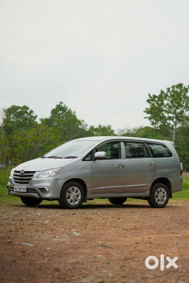 Toyota Innova 2.5 G (diesel) 8 Seater, 2015, Diesel
