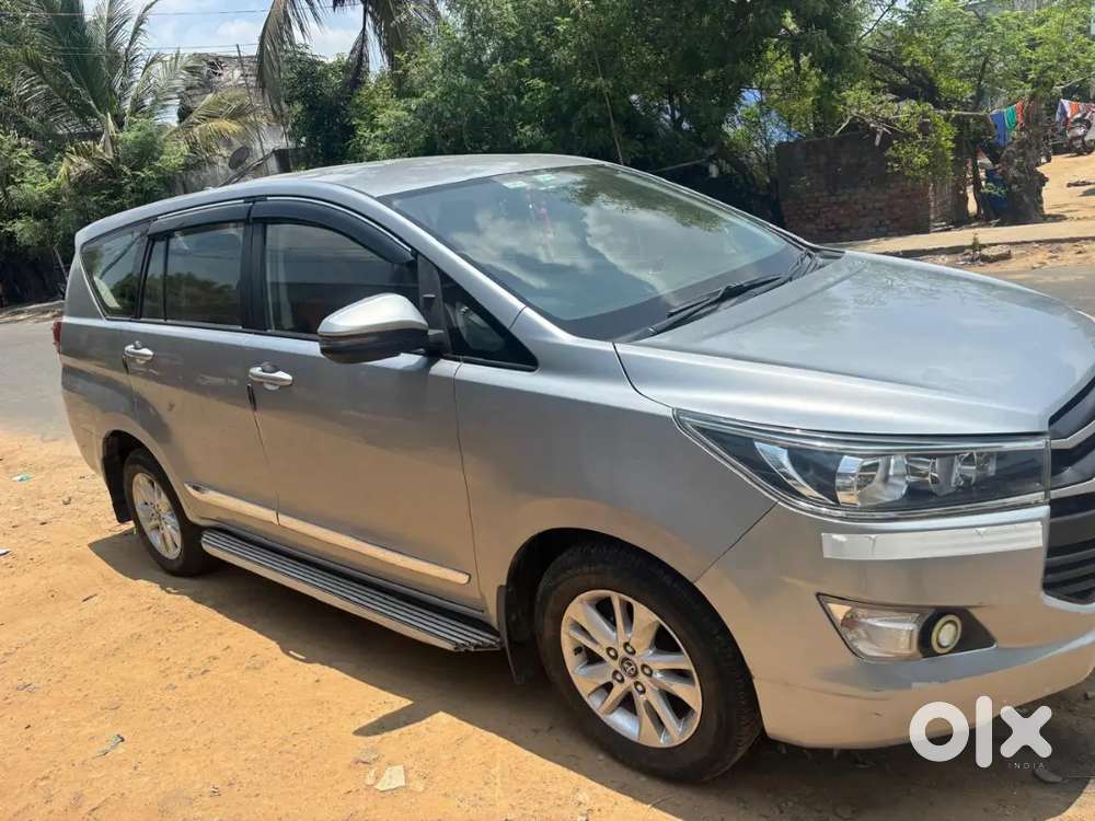 Toyota Innova Crysta 2019