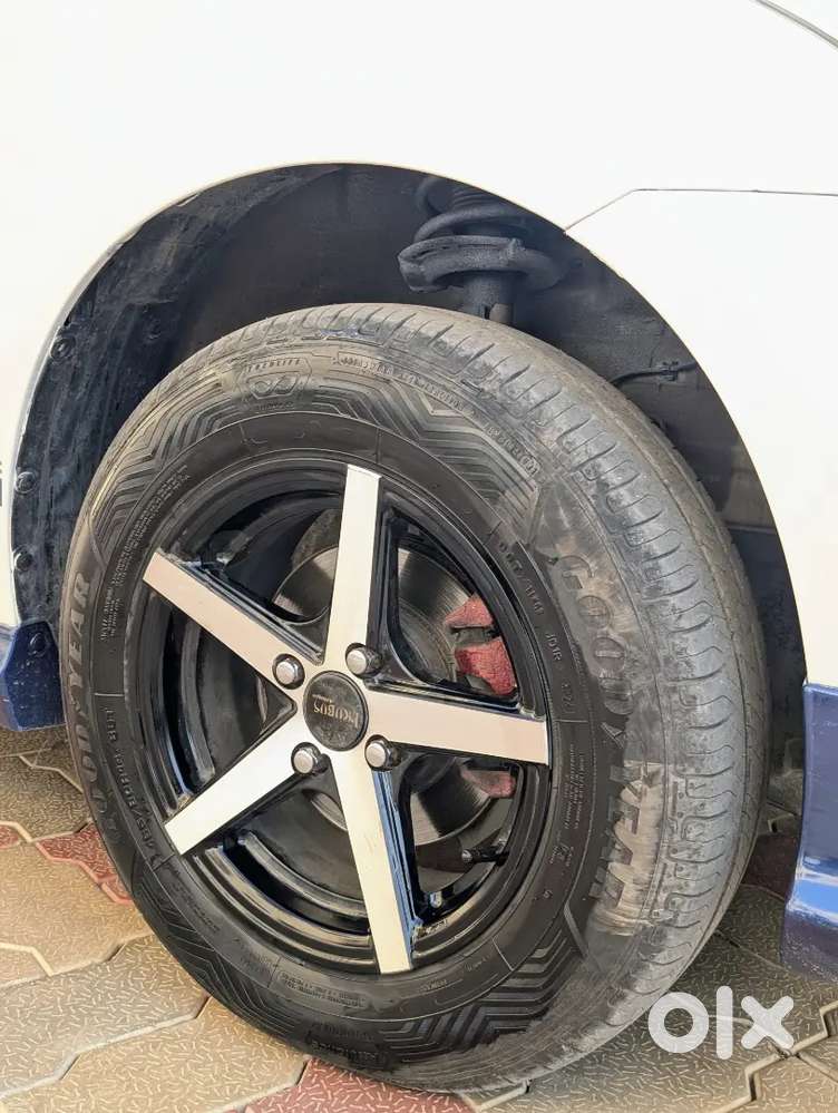 Maruti Suzuki Swift 2015 Diesel 85000 Km Driven