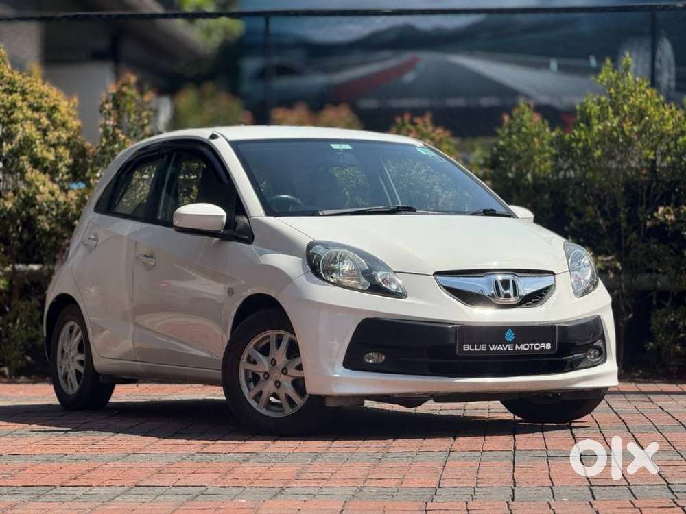 Honda Brio 2011-2013 V Mt, 2012, Petrol